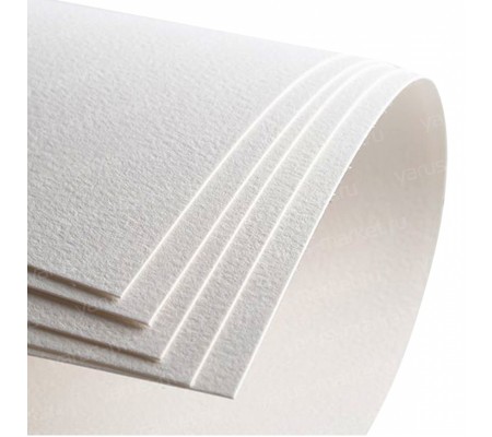 Белая мелованная бумага в листах плотностью 90 - 300 г/м2 различных форматов