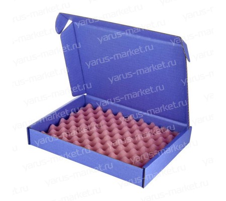 Картонная коробка с розовым антистатическим поролоном