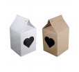 Маленькая самосборная коробка домик с окном в форме сердца