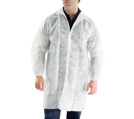Белый одноразовый халат из нетканого спанбонда на липучках для защиты чистоты и стерильности
