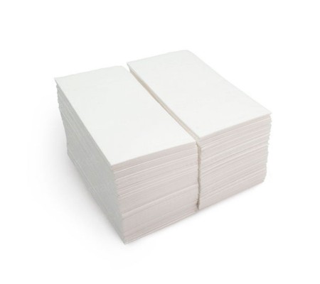 Двухслойная бумажная салфетка 33 сантиметра в 1/8 сложение 