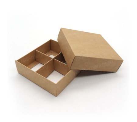 Квадратная коробка с крышкой для четырех конфет 