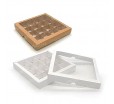 Квадратная крафт коробка для 16 конфет с бортом и окном на крышке