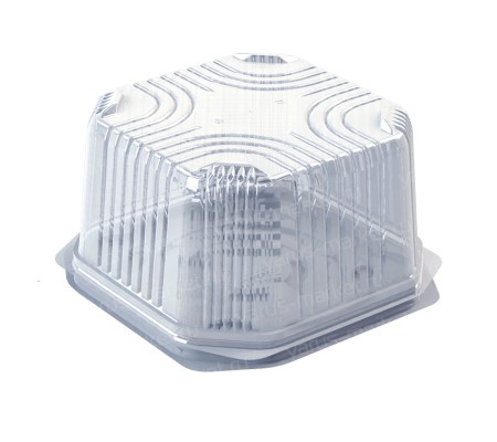 Пластиковый квадратный короб  для выпечки с фигурными ребрами на крышке 